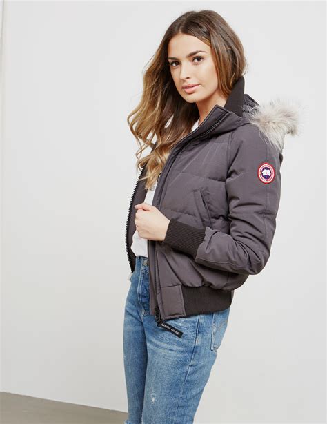 canada goose bomber jacket women's